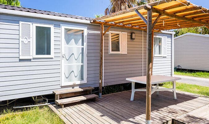 mobil-homes avec terrasse en rez de jardin