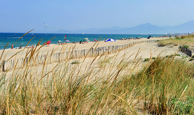 plage de sable dans les Pyrénées Orientales